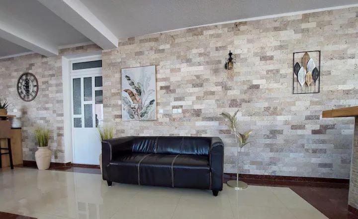 "House Muenster" Bed&Breakfast - Ulcinj Donji Stoj Kültér fotó